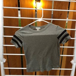 Dark green short sleeve shirt.